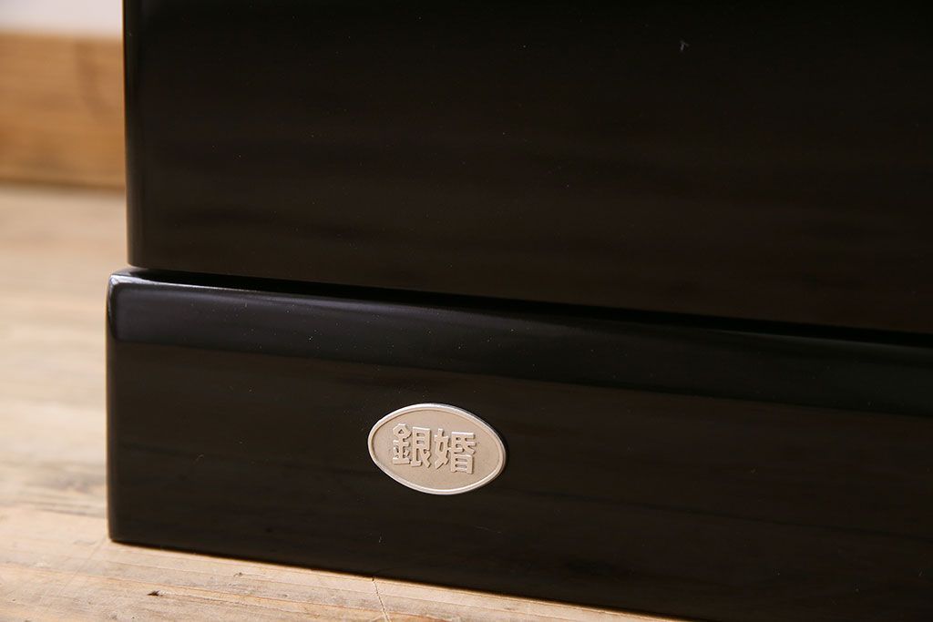 中古　尾形光琳　燕子花図(左隻)　上品な衣装箪笥(ワードローブ)(3)