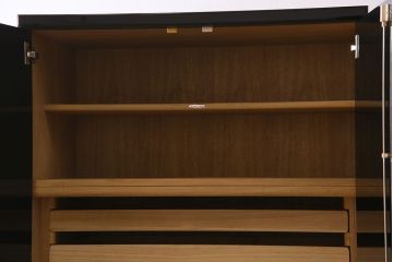 中古　尾形光琳　燕子花図(左隻)　上品な衣装箪笥(ワードローブ)(3)