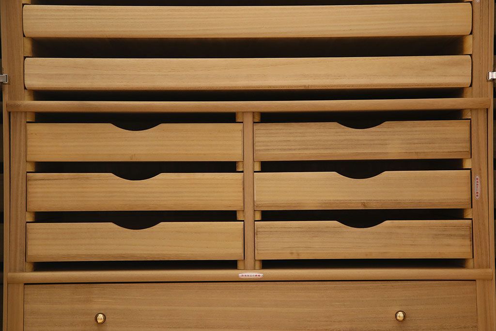 中古　尾形光琳　燕子花図(左隻)　上品な衣装箪笥(ワードローブ)(3)