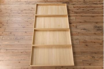 中古　尾形光琳　燕子花図(右隻)　上品な衣装箪笥(ワードローブ)