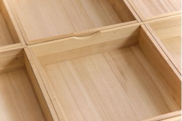 中古　尾形光琳　燕子花図(右隻)　上品な衣装箪笥(ワードローブ)