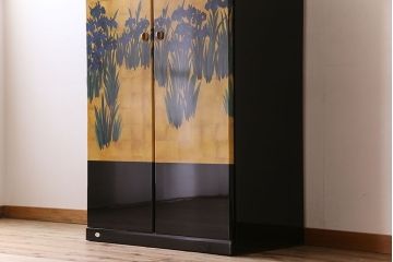 中古　尾形光琳　燕子花図(右隻)　上品な衣装箪笥(ワードローブ)