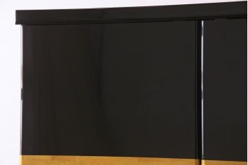 中古　尾形光琳　燕子花図(右隻)　上品な衣装箪笥(ワードローブ)