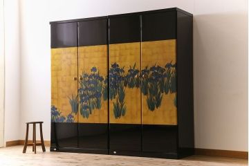 中古　尾形光琳　燕子花図(右隻)　上品な衣装箪笥(ワードローブ)