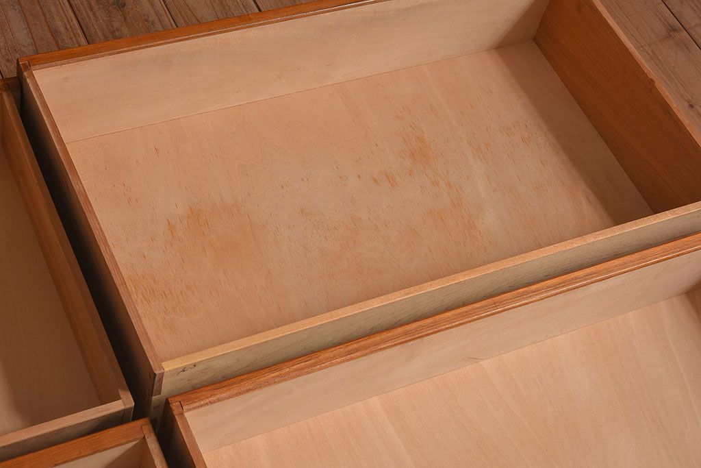 北欧家具　ビンテージ　チーク材　ドレッシングチェスト(ドレッサー)