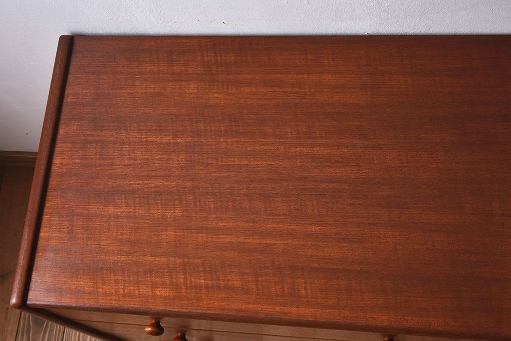 北欧家具　ビンテージ　チーク材　ドレッシングチェスト(ドレッサー)