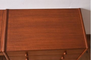 北欧家具　ビンテージ　チーク材　ドレッシングチェスト(ドレッサー)