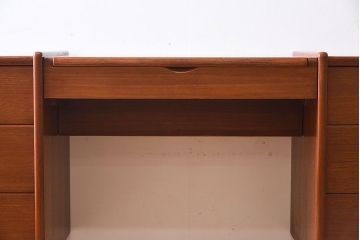 北欧家具　ビンテージ　チーク材　ドレッシングチェスト(ドレッサー)