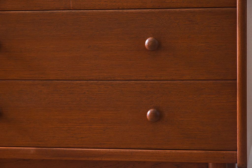 北欧家具　ビンテージ　チーク材　ドレッシングチェスト(ドレッサー)