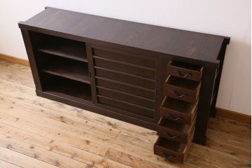 アンティーク家具　古民具・骨董　六尺　昇り引き出し付き!古い水屋箪笥サイドボード(リビングボード・テレビボード)