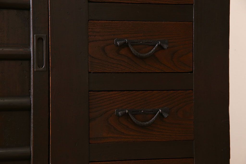 アンティーク家具　古民具・骨董　六尺　昇り引き出し付き!古い水屋箪笥サイドボード(リビングボード・テレビボード)