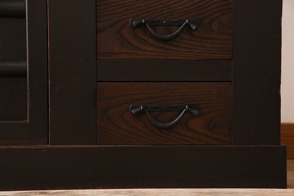 アンティーク家具　古民具・骨董　六尺　昇り引き出し付き!古い水屋箪笥サイドボード(リビングボード・テレビボード)