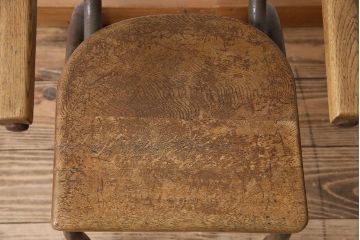 ヴィンテージ家具　イギリス　鉄脚スクールチェア(チャイルドチェア、キッズチェア、アームチェア、ダイニングチェア、板座チェア、ベビーチェア、こども椅子、子どもイス、ビンテージ、英国)(1)