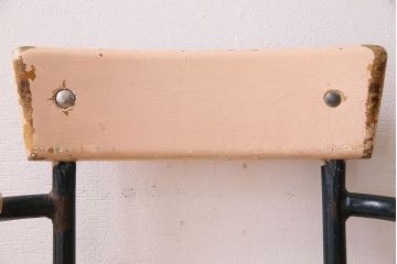 ヴィンテージ家具　イギリス　鉄脚スクールチェア(チャイルドチェア、キッズチェア、アームチェア、ダイニングチェア、板座チェア、ベビーチェア、こども椅子、子どもイス、ビンテージ、英国)(3)(R-024503)