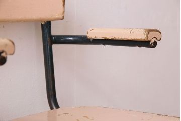 ヴィンテージ家具　イギリス　鉄脚スクールチェア(チャイルドチェア、キッズチェア、アームチェア、ダイニングチェア、板座チェア、ベビーチェア、こども椅子、子どもイス、ビンテージ、英国)(3)(R-024503)
