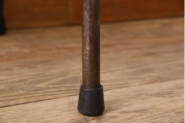 ヴィンテージ家具　イギリスビンテージ　ピンクペイント　鉄脚スクールチェア(チャイルドチェア、キッズチェア、アームチェア、ダイニングチェア、板座チェア、ベビーチェア、こども椅子、子どもイス、ビンテージ、英国)