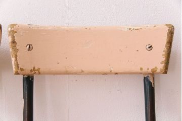 ヴィンテージ家具　イギリス　鉄脚スクールチェア2脚セット(チャイルドチェア、キッズチェア、ダイニングチェア、板座チェア、ベビーチェア、こども椅子、子どもイス、ビンテージ、英国、バラ売り可能)(R-024505)