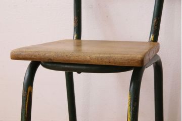 ヴィンテージ家具　イギリス　鉄脚スクールチェア(チャイルドチェア、キッズチェア、アームチェア、ダイニングチェア、板座チェア、ベビーチェア、こども椅子、子どもイス、ビンテージ、英国)