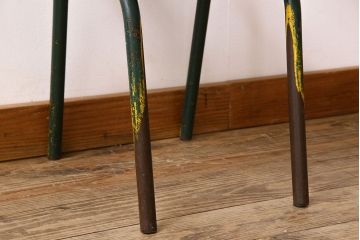 ヴィンテージ家具　イギリス　鉄脚スクールチェア(チャイルドチェア、キッズチェア、アームチェア、ダイニングチェア、板座チェア、ベビーチェア、こども椅子、子どもイス、ビンテージ、英国)