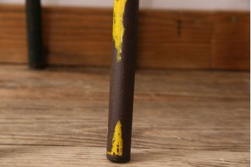ヴィンテージ家具　イギリス　鉄脚スクールチェア2脚セット(チャイルドチェア、キッズチェア、アームチェア、ダイニングチェア、板座チェア、ベビーチェア、こども椅子、子どもイス、ビンテージ、英国、バラ売り可能)(R-024508)