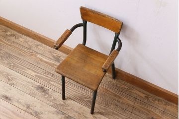 ヴィンテージ家具　イギリス　鉄脚スクールチェア(チャイルドチェア、キッズチェア、アームチェア、ダイニングチェア、板座チェア、ベビーチェア、こども椅子、子どもイス、ビンテージ、英国)