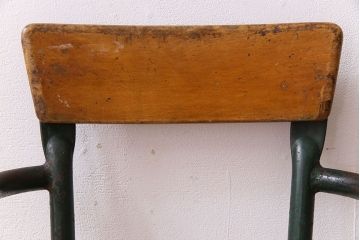ヴィンテージ家具　イギリス　鉄脚スクールチェア(チャイルドチェア、キッズチェア、アームチェア、ダイニングチェア、板座チェア、ベビーチェア、こども椅子、子どもイス、ビンテージ、英国)