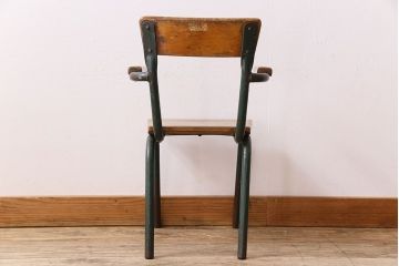 ヴィンテージ家具　イギリス　鉄脚スクールチェア(チャイルドチェア、キッズチェア、アームチェア、ダイニングチェア、板座チェア、ベビーチェア、こども椅子、子どもイス、ビンテージ、英国)