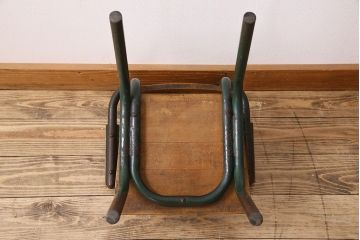 ヴィンテージ家具　イギリス　鉄脚スクールチェア(チャイルドチェア、キッズチェア、アームチェア、ダイニングチェア、板座チェア、ベビーチェア、こども椅子、子どもイス、ビンテージ、英国)