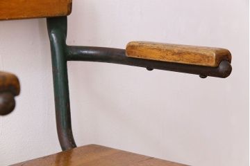 ヴィンテージ家具　イギリス　鉄脚スクールチェア(チャイルドチェア、キッズチェア、アームチェア、ダイニングチェア、板座チェア、ベビーチェア、こども椅子、子どもイス、ビンテージ、英国)