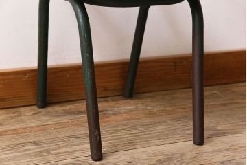 ヴィンテージ家具　イギリス　鉄脚スクールチェア(チャイルドチェア、キッズチェア、アームチェア、ダイニングチェア、板座チェア、ベビーチェア、こども椅子、子どもイス、ビンテージ、英国)