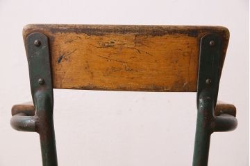 ヴィンテージ家具　イギリス　鉄脚スクールチェア(チャイルドチェア、キッズチェア、アームチェア、ダイニングチェア、板座チェア、ベビーチェア、こども椅子、子どもイス、ビンテージ、英国)