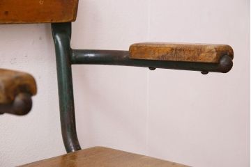 ヴィンテージ家具　イギリス　鉄脚スクールチェア(チャイルドチェア、キッズチェア、アームチェア、ダイニングチェア、板座チェア、ベビーチェア、こども椅子、子どもイス、ビンテージ、英国)(2)