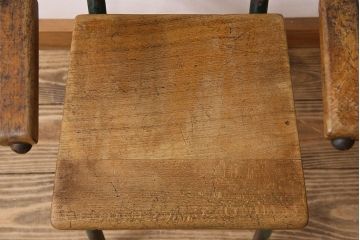 ヴィンテージ家具　イギリス　鉄脚スクールチェア(チャイルドチェア、キッズチェア、アームチェア、ダイニングチェア、板座チェア、ベビーチェア、こども椅子、子どもイス、ビンテージ、英国)(2)
