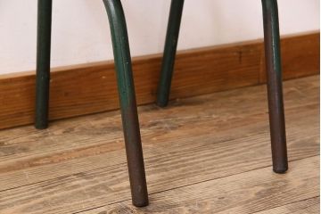 ヴィンテージ家具　イギリス　鉄脚スクールチェア(チャイルドチェア、キッズチェア、アームチェア、ダイニングチェア、板座チェア、ベビーチェア、こども椅子、子どもイス、ビンテージ、英国)(2)