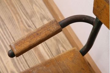 ヴィンテージ家具　イギリス　鉄脚スクールチェア(チャイルドチェア、キッズチェア、アームチェア、ダイニングチェア、板座チェア、ベビーチェア、こども椅子、子どもイス、ビンテージ、英国)(3)