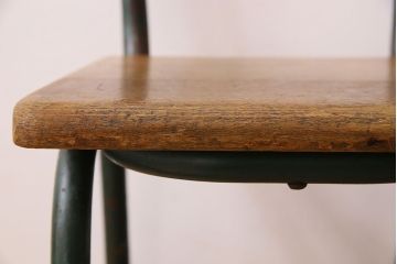 ヴィンテージ家具　イギリス　鉄脚スクールチェア(チャイルドチェア、キッズチェア、アームチェア、ダイニングチェア、板座チェア、ベビーチェア、こども椅子、子どもイス、ビンテージ、英国)(3)