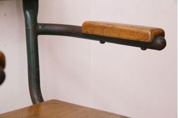 ヴィンテージ家具　イギリス　鉄脚スクールチェア(チャイルドチェア、キッズチェア、アームチェア、ダイニングチェア、板座チェア、ベビーチェア、こども椅子、子どもイス、ビンテージ、英国)(3)