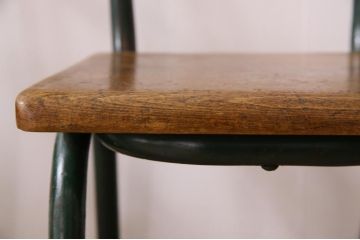 ヴィンテージ家具　イギリス　鉄脚スクールチェア2脚セット(チャイルドチェア、キッズチェア、アームチェア、ダイニングチェア、板座チェア、ベビーチェア、こども椅子、子どもイス、ビンテージ、英国、バラ売り可能)(R-024515)
