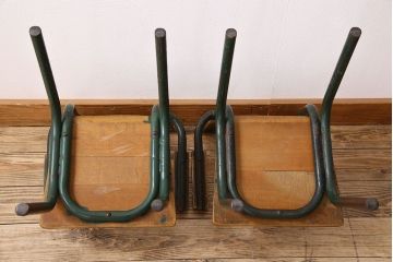 ヴィンテージ家具　鉄脚スクールチェア(チャイルドチェア)　イギリス　ビンテージ　2脚セット(2)