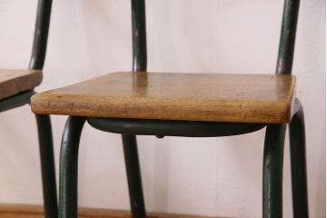 ヴィンテージ家具　鉄脚スクールチェア(チャイルドチェア)　イギリス　ビンテージ　2脚セット(2)