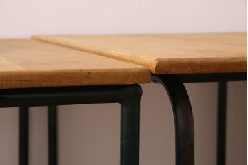 ヴィンテージ家具　半円型天板　鉄脚スクールデスク(キッズデスク)　イギリス　ビンテージ(2)