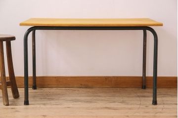 ヴィンテージ家具　鉄脚スクールデスク(キッズデスク)　イギリス　ビンテージ(2)