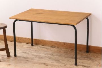ヴィンテージ家具　鉄脚スクールデスク(キッズデスク)　イギリス　ビンテージ(3)