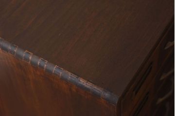 アンティーク家具　和モダン　ネームプレート付き!古い木のシックなアンティーク小引き出し