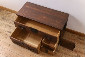 アンティーク家具　檜材天板　アンティークの衣装箪笥ローボード(時代箪笥)