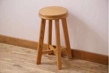 欅材古材製　ラフジュ工房オリジナル　シンプルな特製スツール