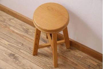 欅材古材製　ラフジュ工房オリジナル　シンプルな特製スツール