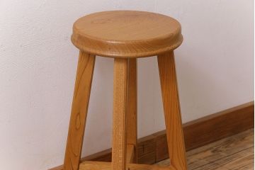 欅材古材製　ラフジュ工房オリジナル　シンプルな特製スツール