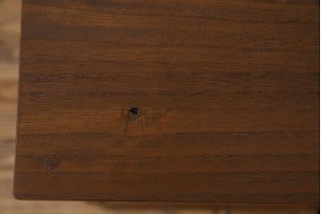 レトロ家具　昭和レトロ　古い桐材の小ぶりでシンプルなアンティーク収納棚