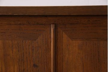 レトロ家具　昭和レトロ　古い桐材の小ぶりでシンプルなアンティーク収納棚